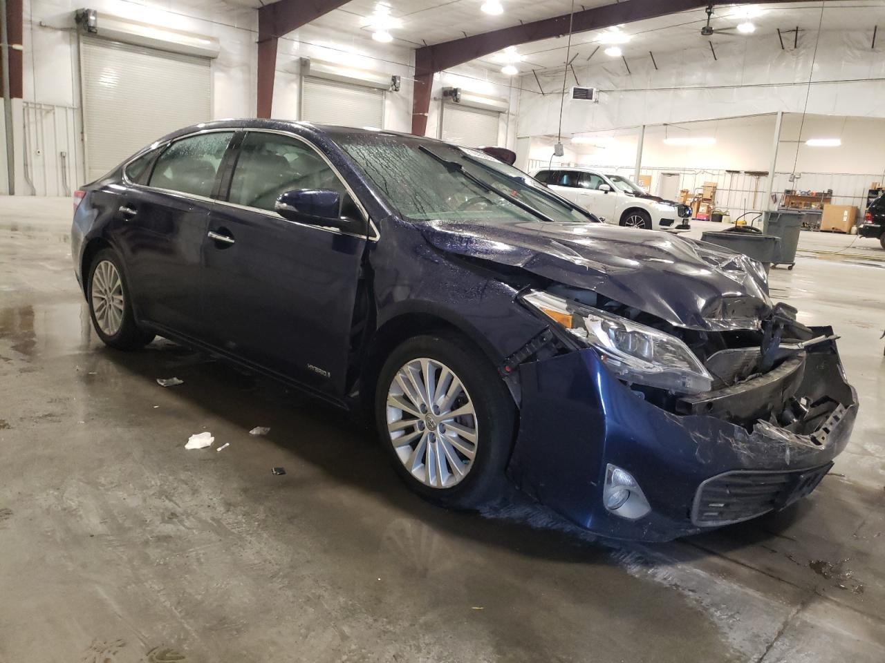 2013 Toyota Avalon Hybrid - Фото 4