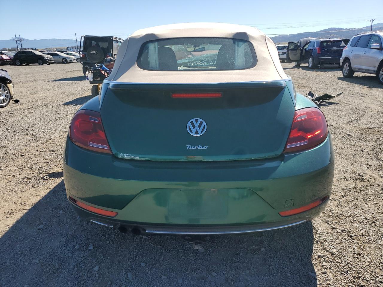2017 Volkswagen Beetle S/Se - Фото 6