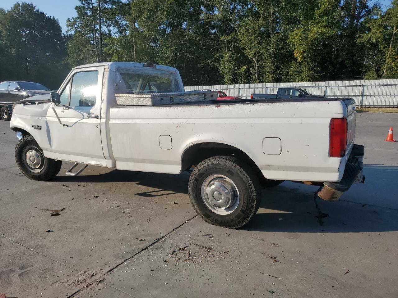 1997 Ford F250 - Фото 2