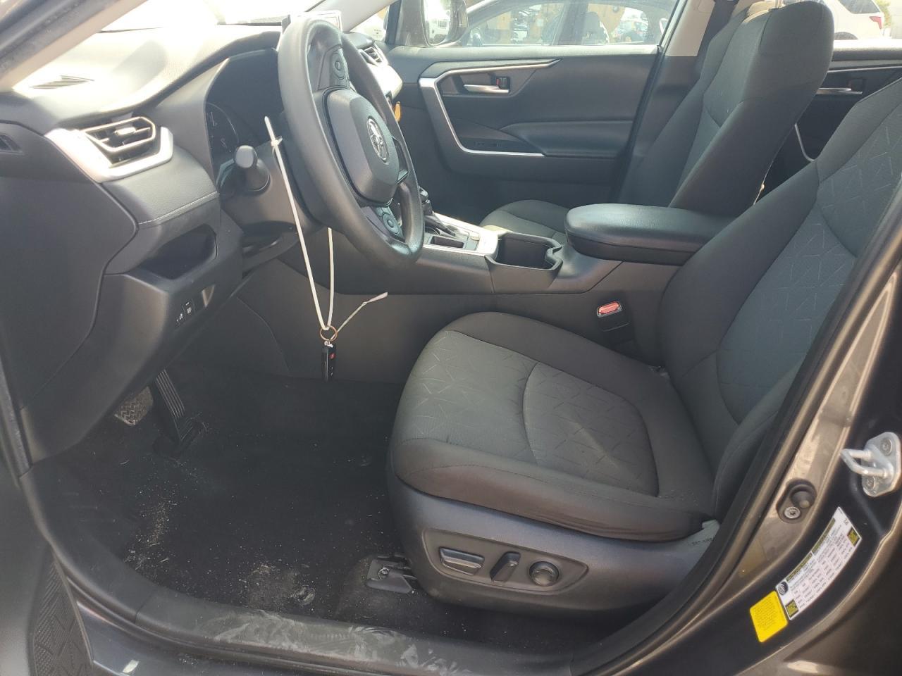 2024 Toyota Rav4 Xle - Image 7