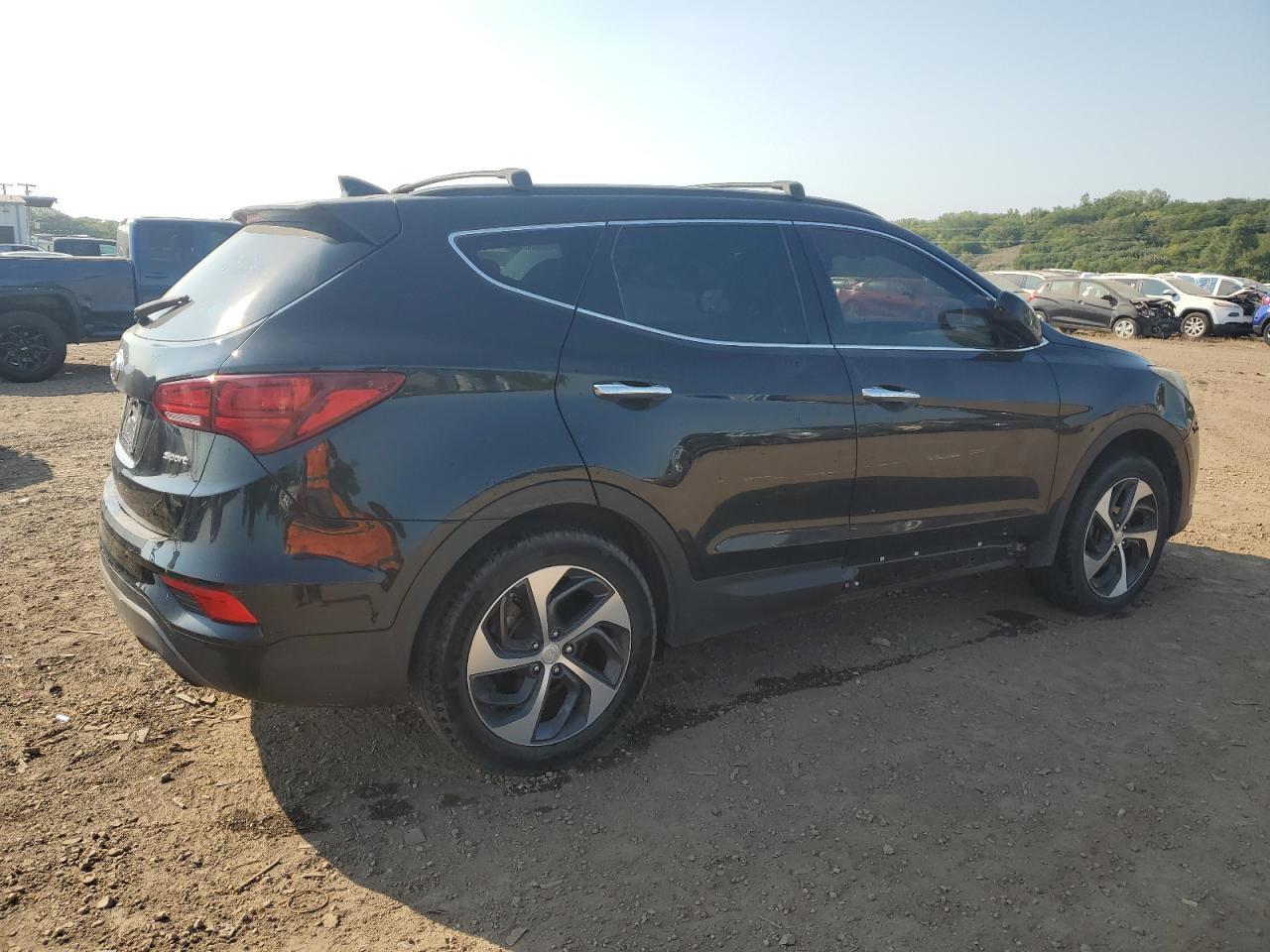 2017 Hyundai Santa Fe Sport - Image 3