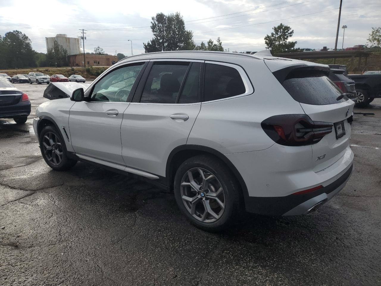 2024 BMW X3 xDrive30I - Image 2