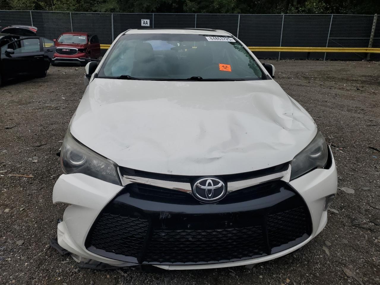 2015 Toyt Camry Le - Фото 5