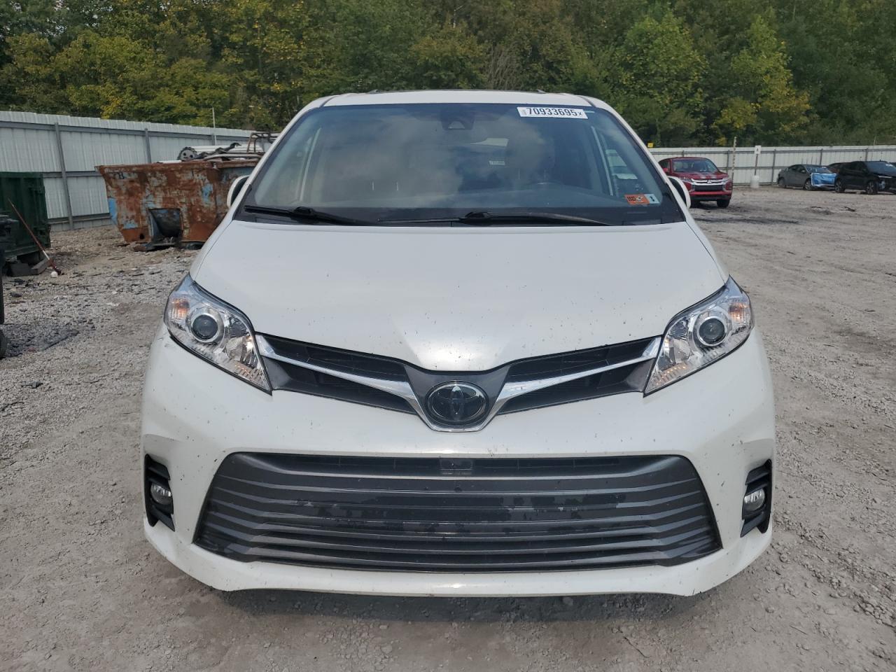 2020 Toyota Sienna Xle - Фото 5