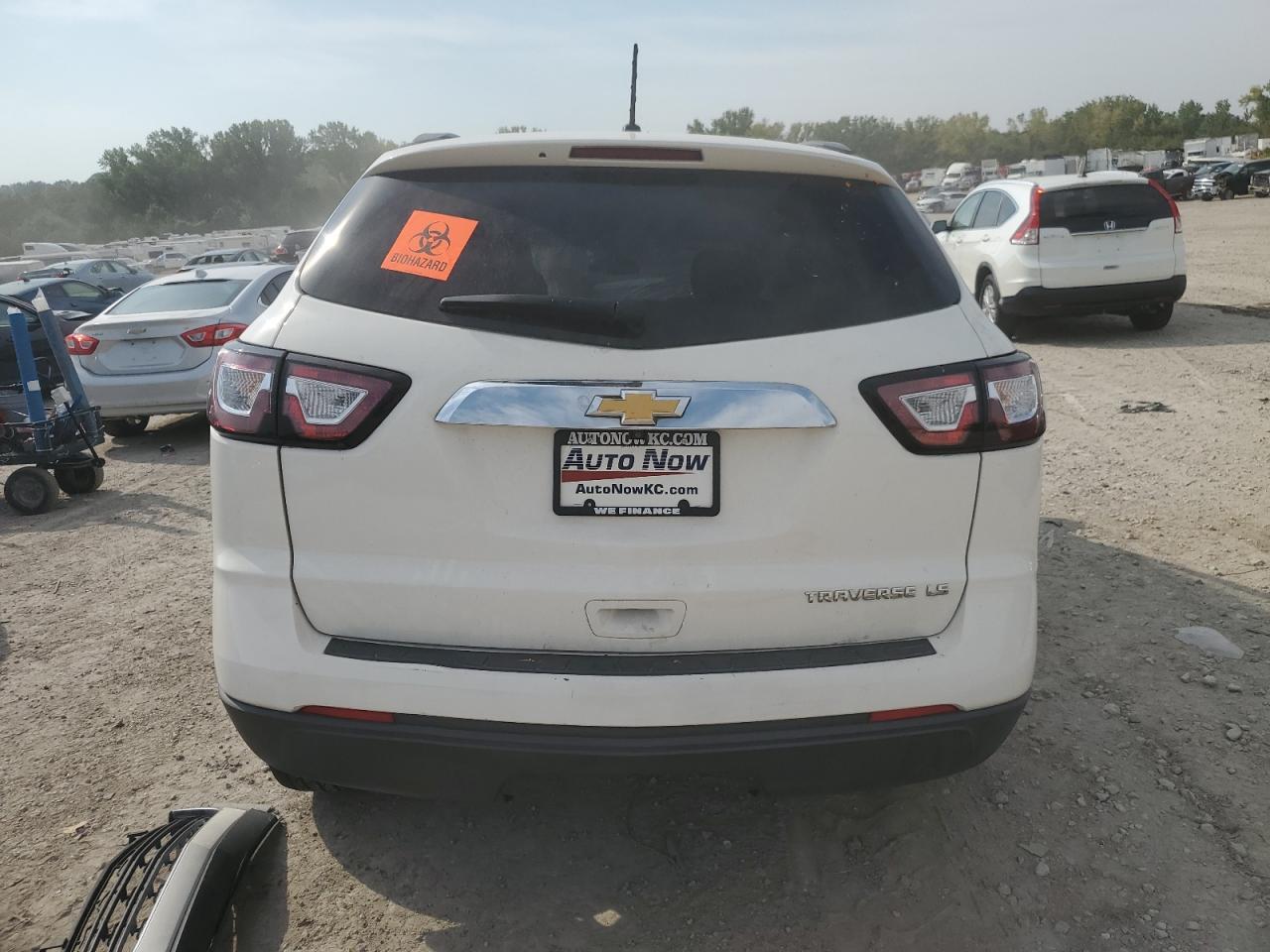 2015 Chevrolet Traverse Ls - Фото 6