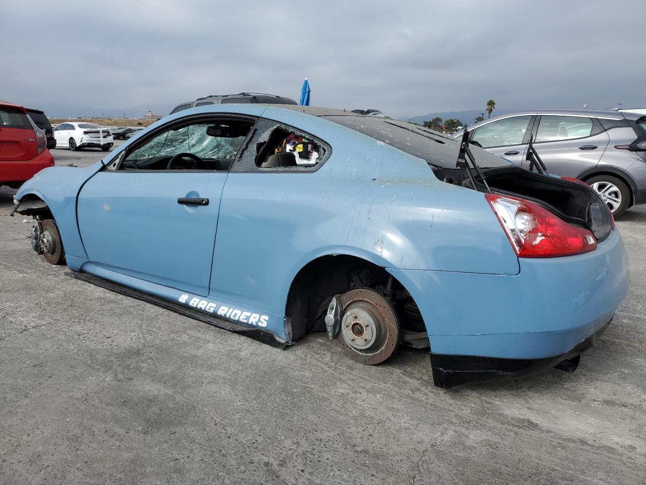2009 Infiniti G37 Base - Фото 2