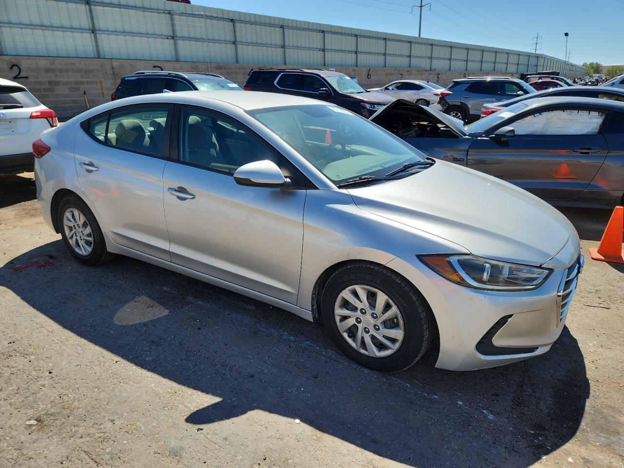 2017 Hyundai Elantra Se - Фото 4