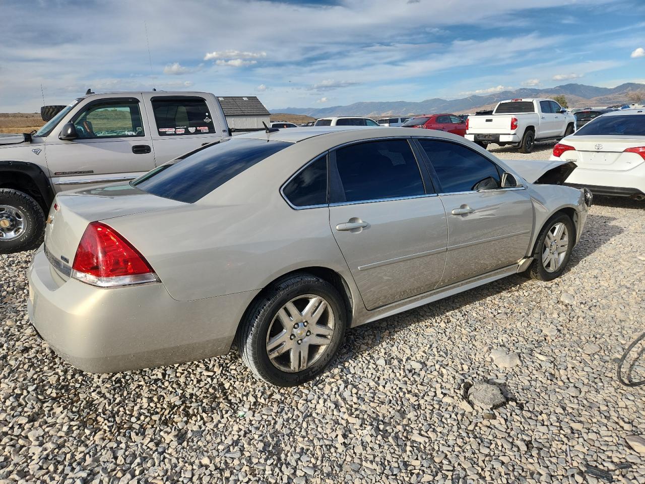2010 Chevrolet Impala Lt - Image 3