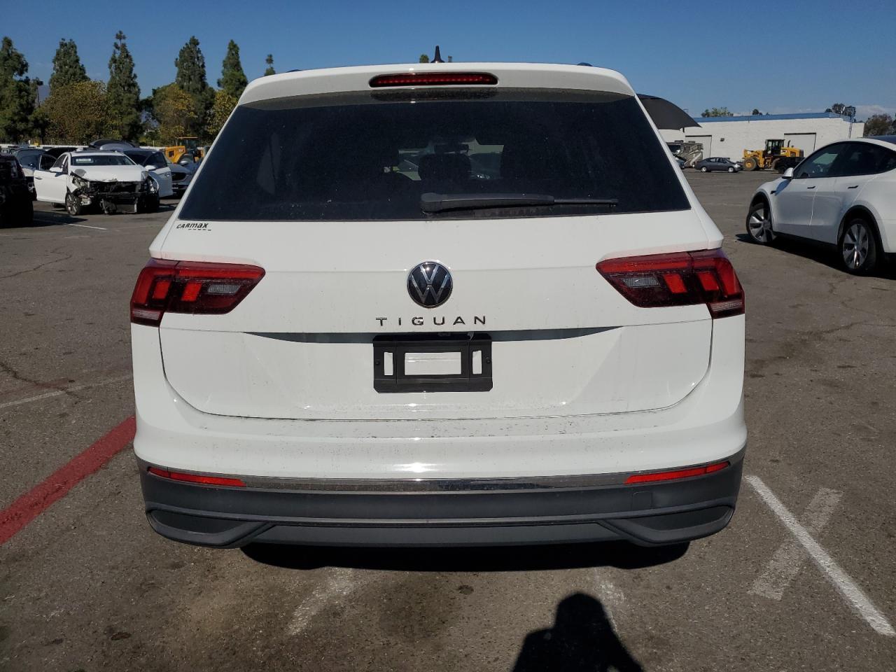 2023 Volkswagen Tiguan S - Фото 6