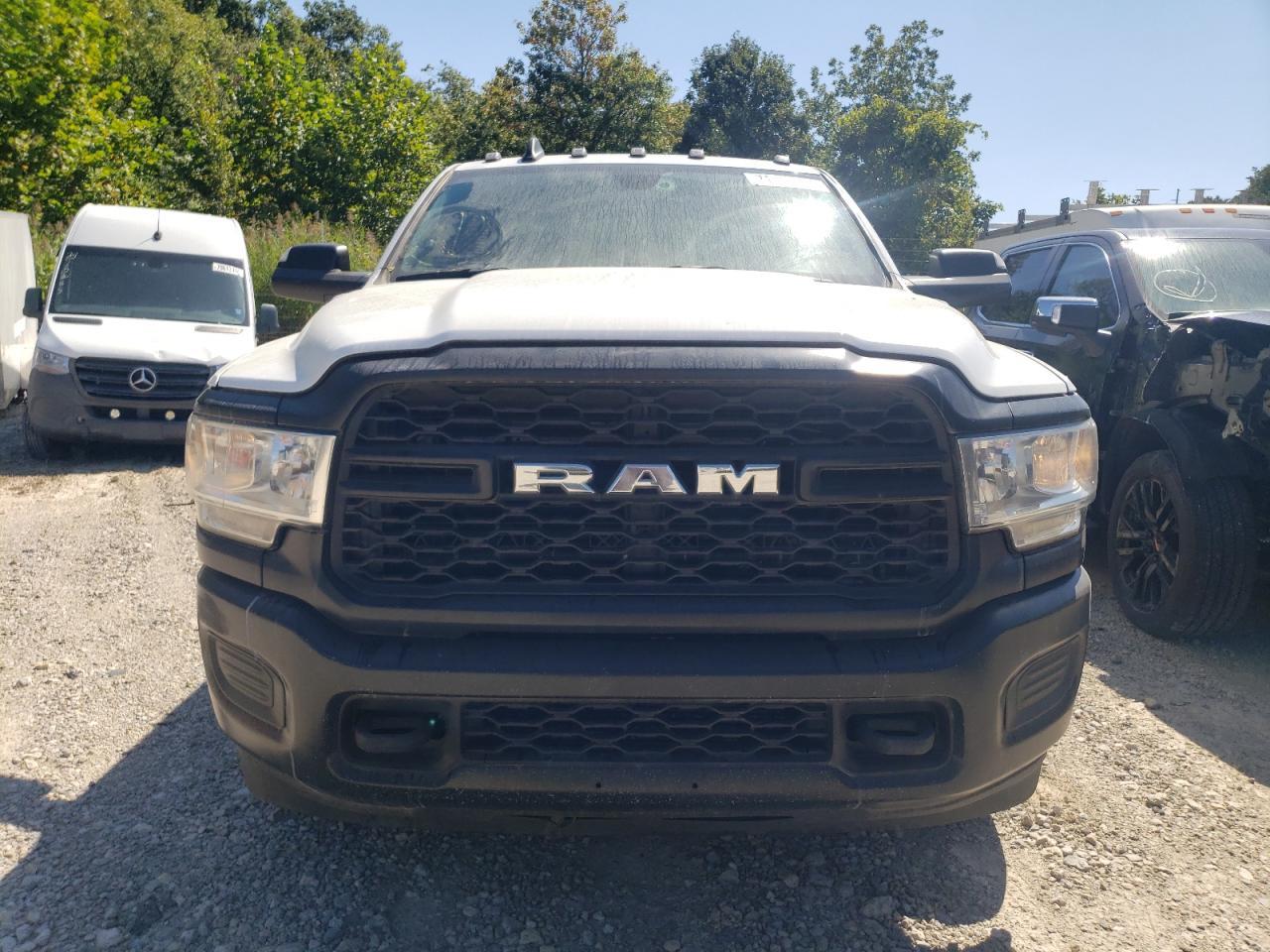 2021 Ram 3500 - Фото 5