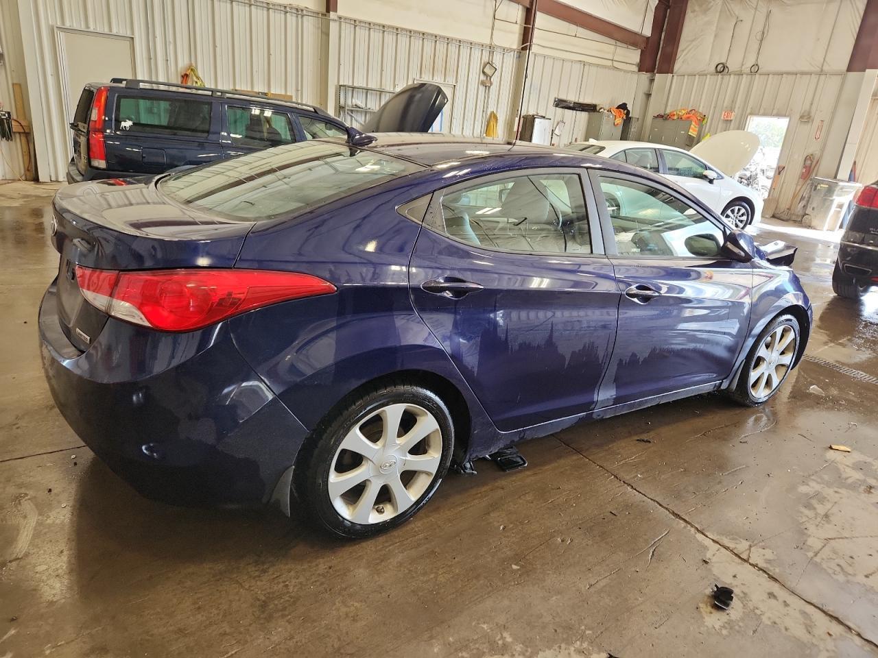 2013 Hyundai Elantra Gls - Фото 3