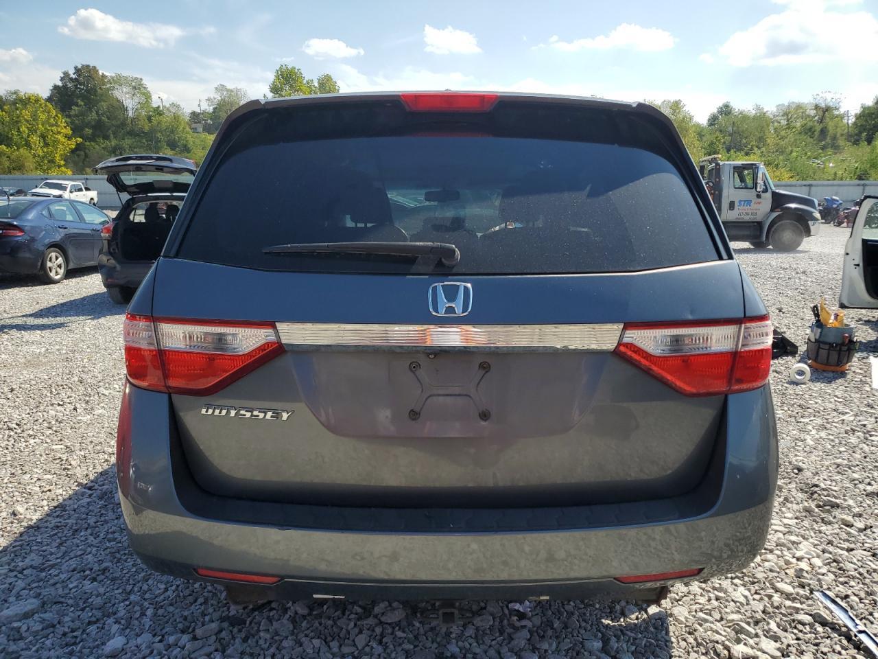 2011 Honda Odyssey Exl - Image 6
