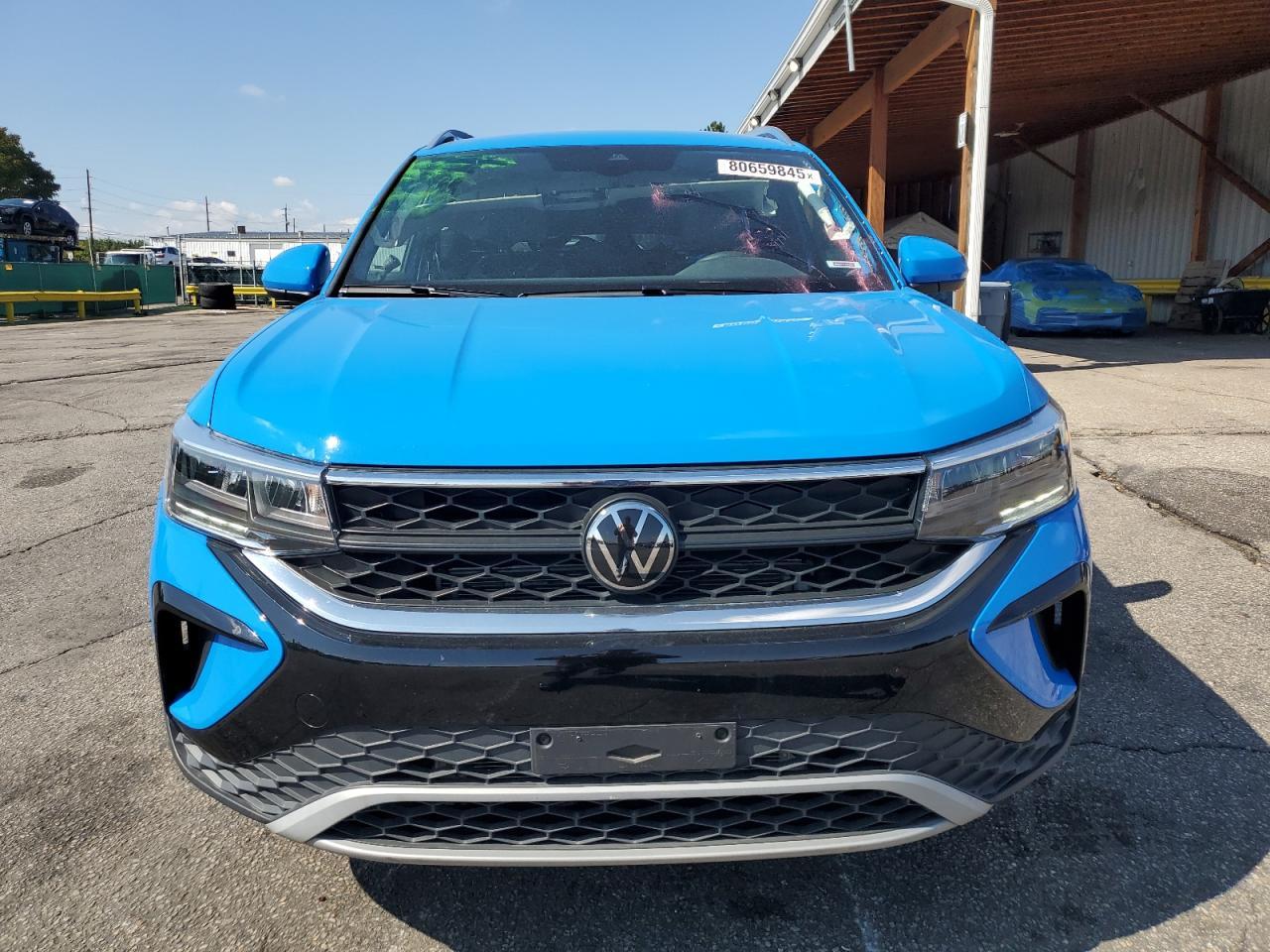 2024 Volkswagen Taos Se - Image 5