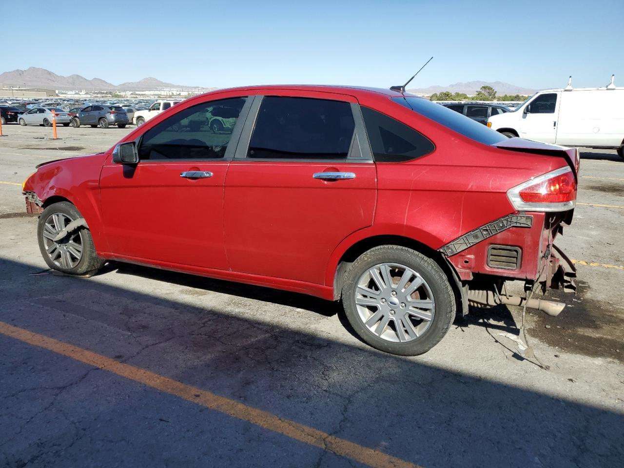 2011 Ford Focus Sel - Фото 2
