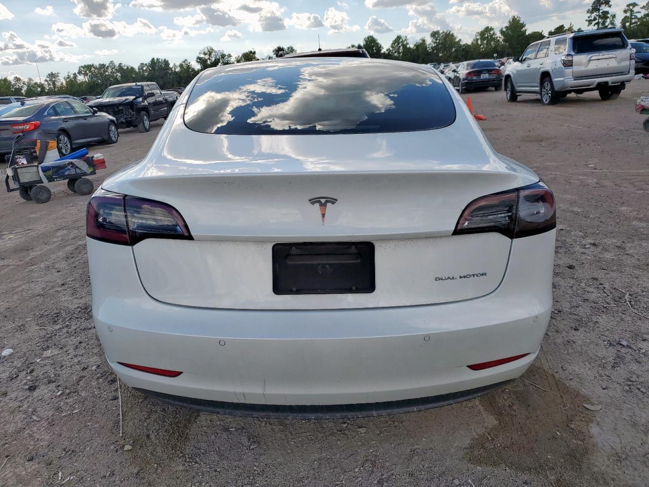 2021 Tesla Model 3 - Image 6