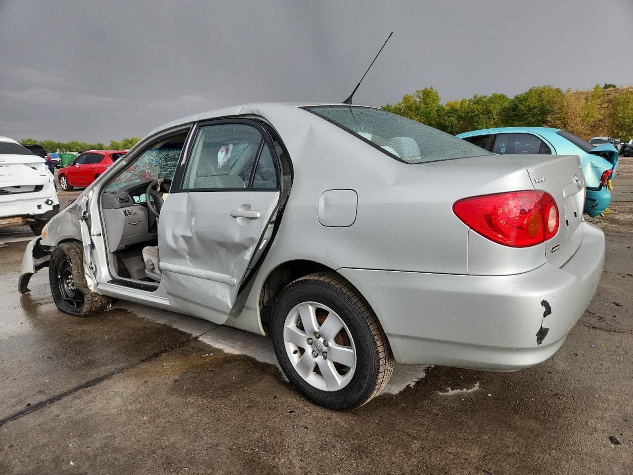 2003 Toyota Corolla Ce - Фото 2
