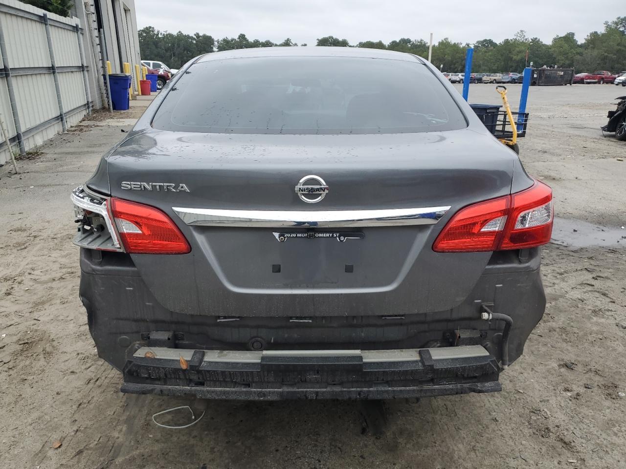 2017 Nissan Sentra S - Фото 6