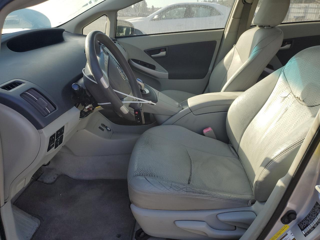 2011 Toyota Prius - Фото 7