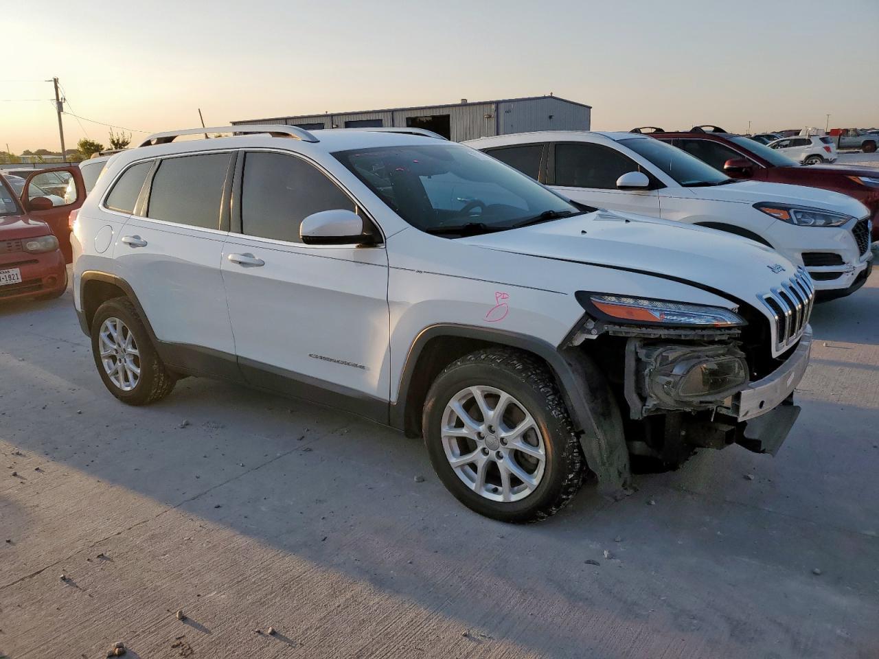 2017 Jeep Cherokee Latitude - Фото 4