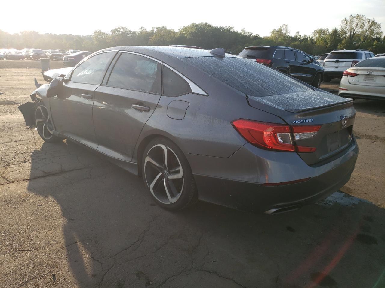 2018 Honda Accord Sport - Image 2