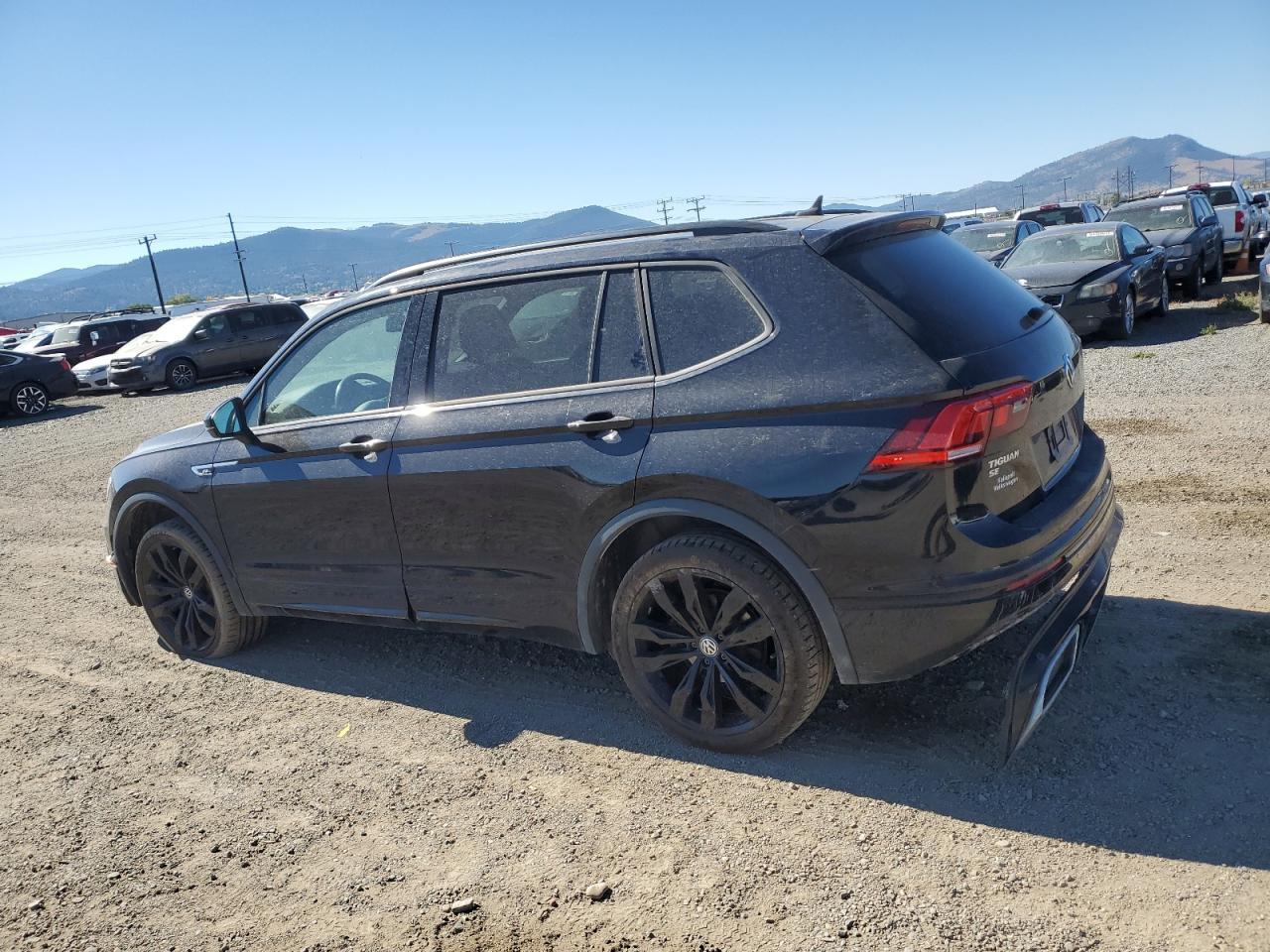 2020 Volkswagen Tiguan Se - Фото 2