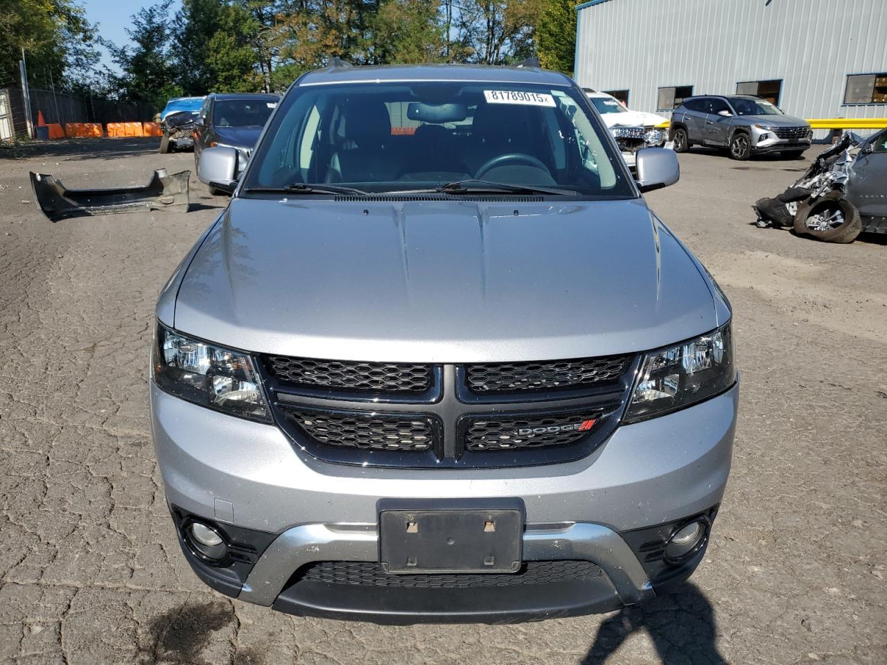 2016 Dodge Journey Crossroad - Image 5