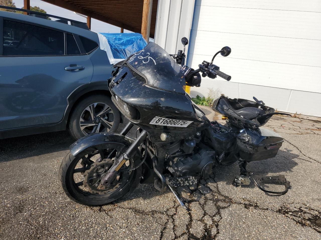 2018 Harley-Davidson Fltrxs Road Glide Special - Фото 3