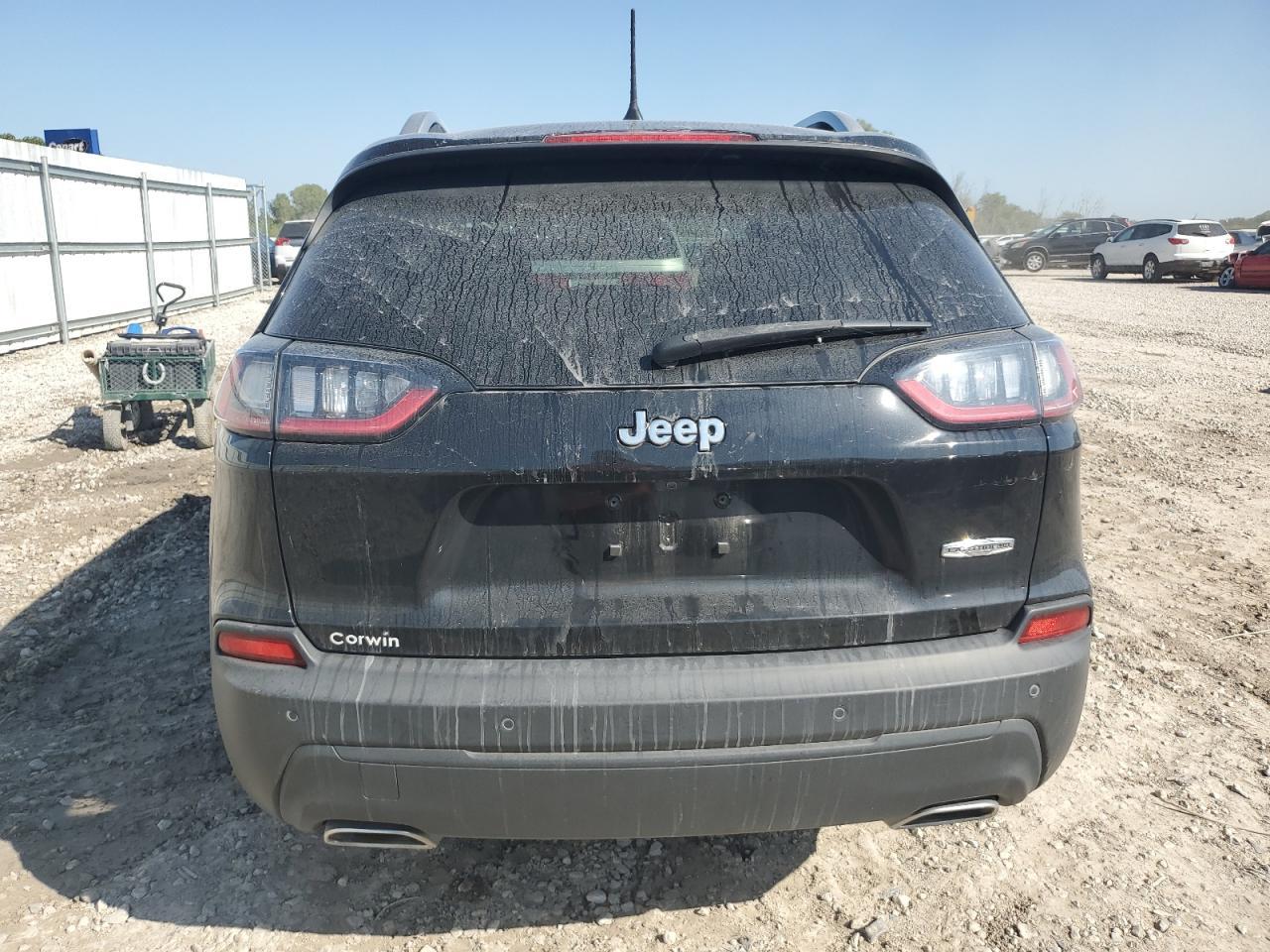 2021 Jeep Cherokee Latitude Lux - Image 6