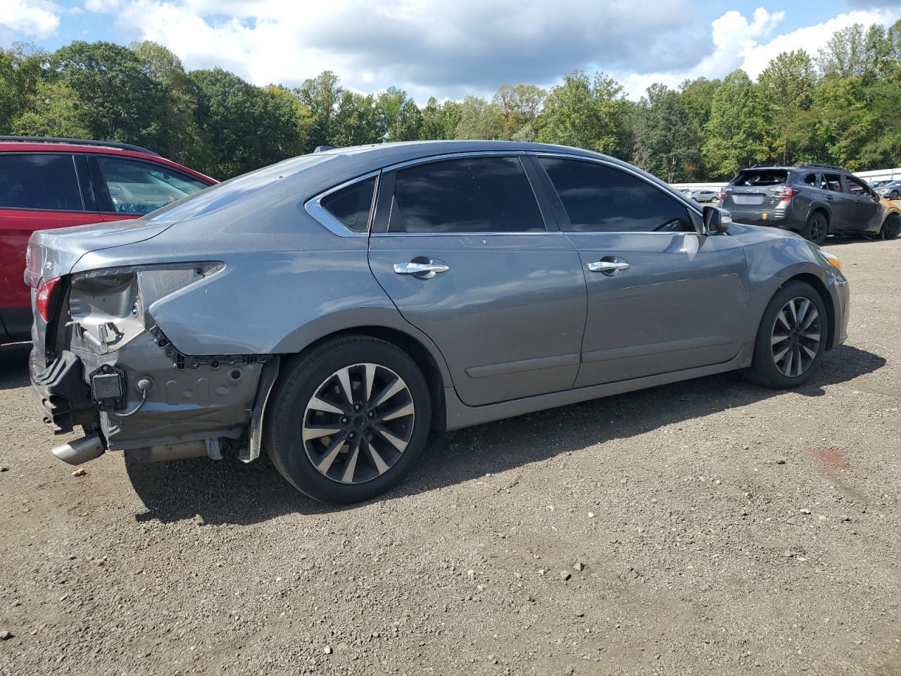 2016 Nissan Altima 2.5 - Фото 3