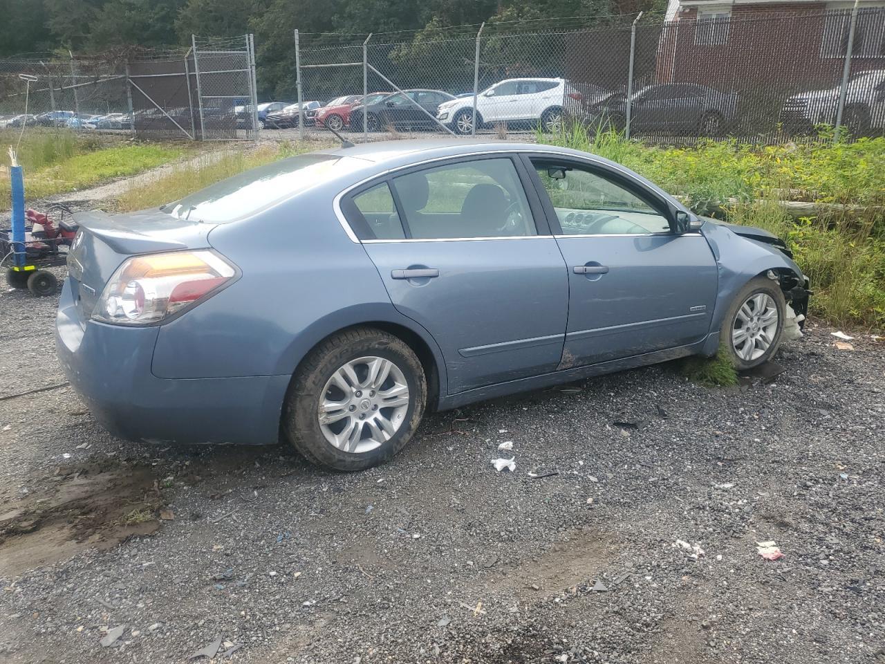 2011 Nissan Altima Hybrid - Фото 3