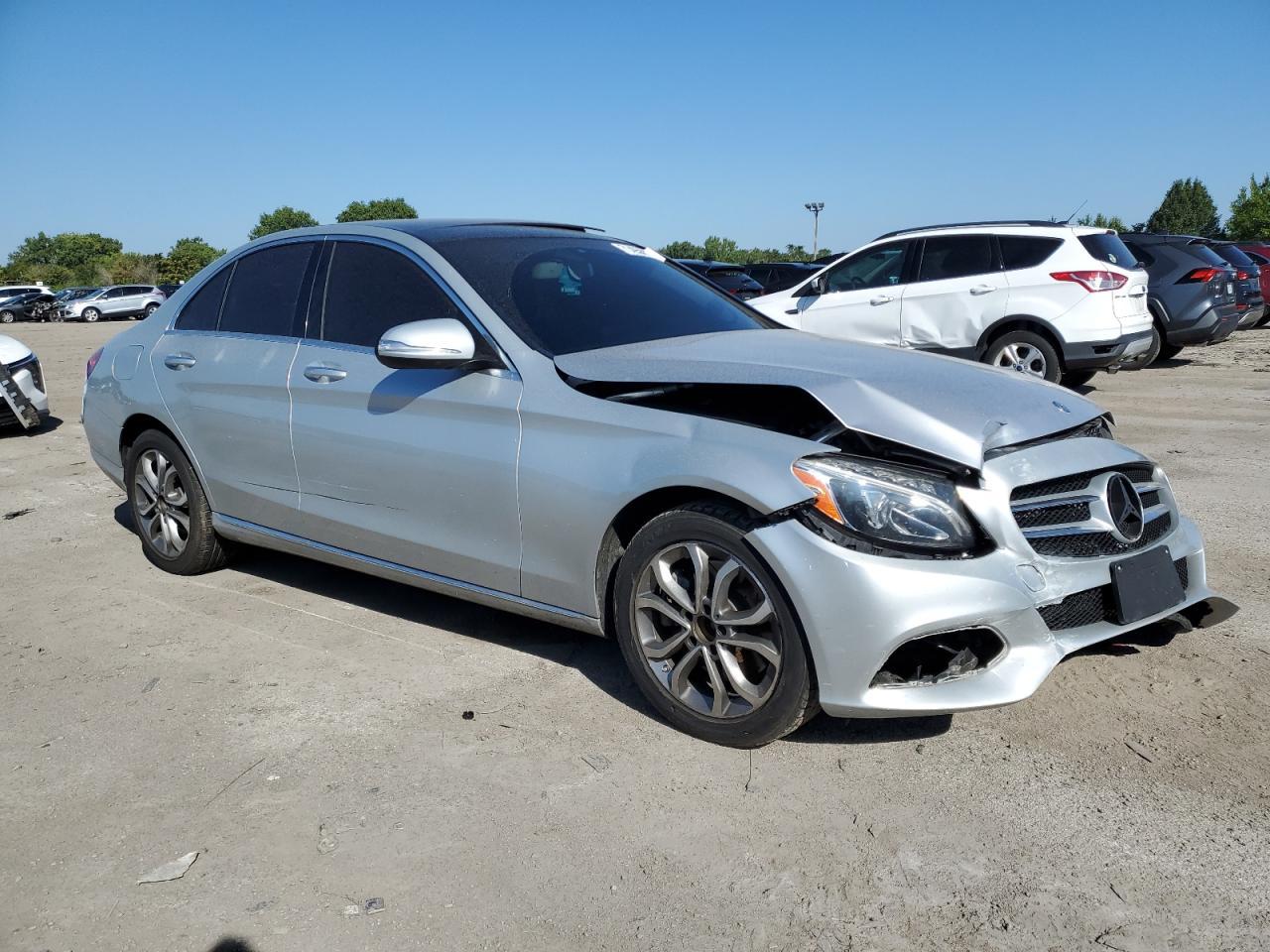 2015 Mercedes-Benz C 300 4Matic - Фото 4