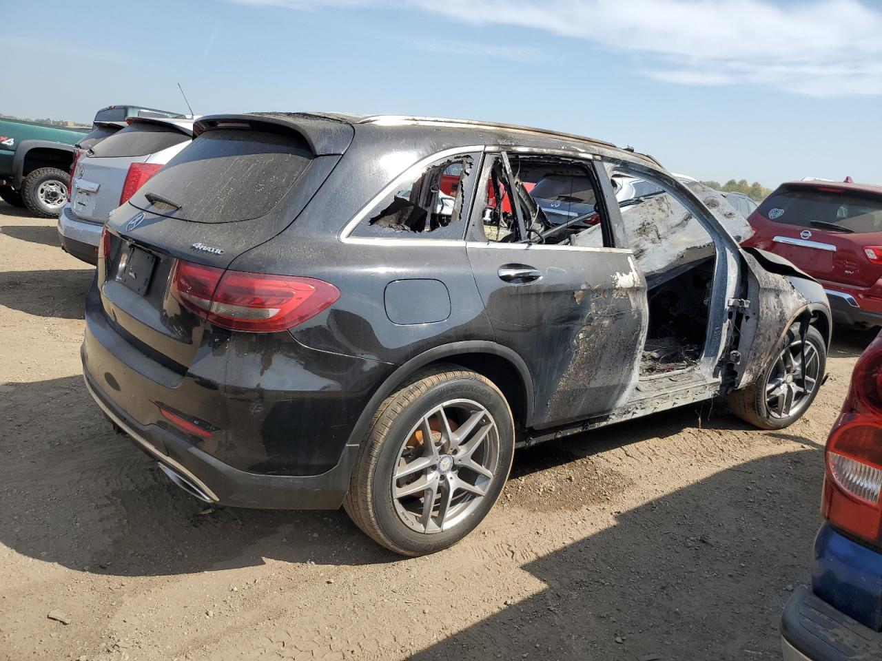 2017 Mercedes-Benz Glc 300 4Matic - Фото 3