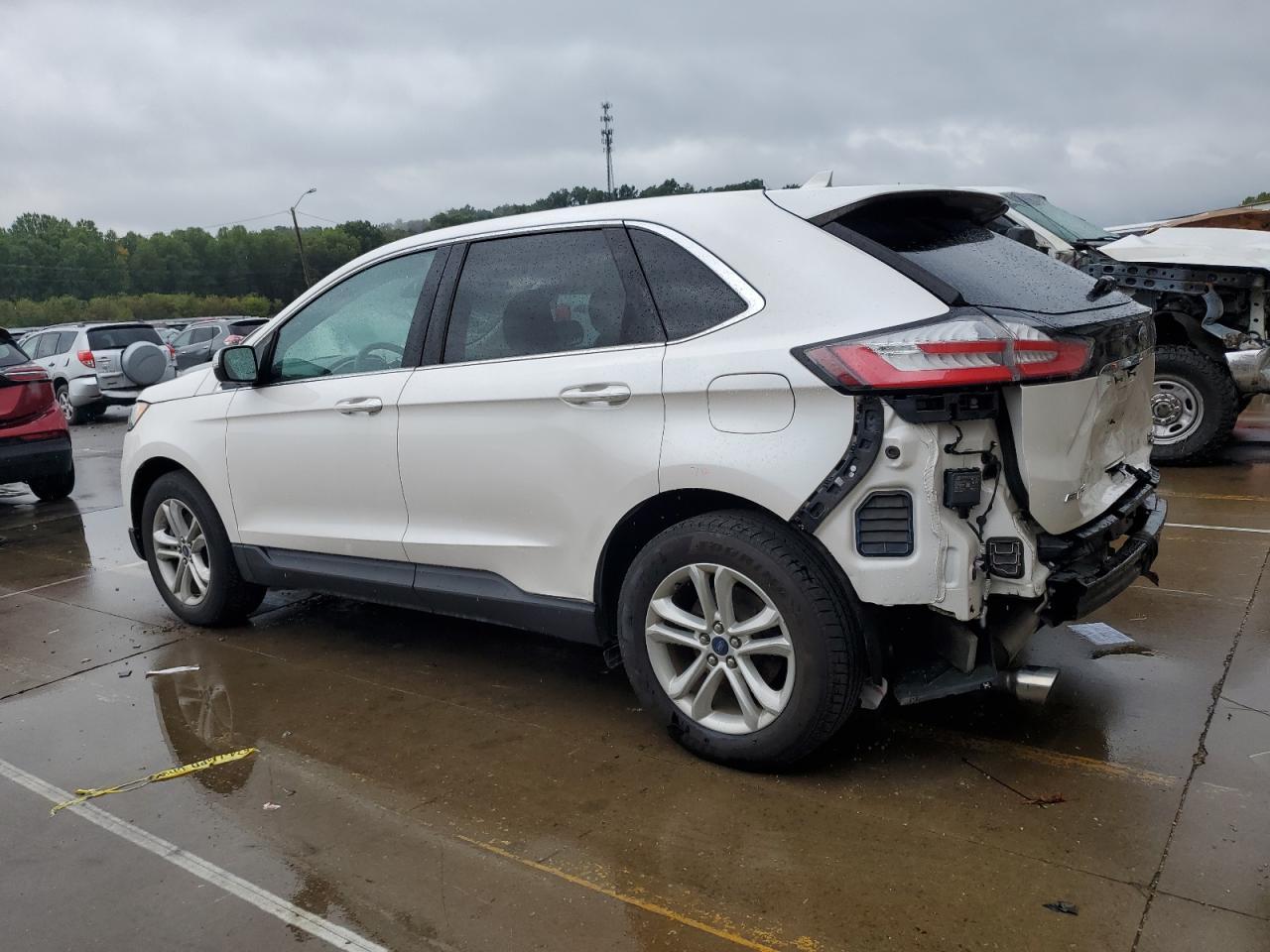 2019 Ford Edge Sel - Image 2