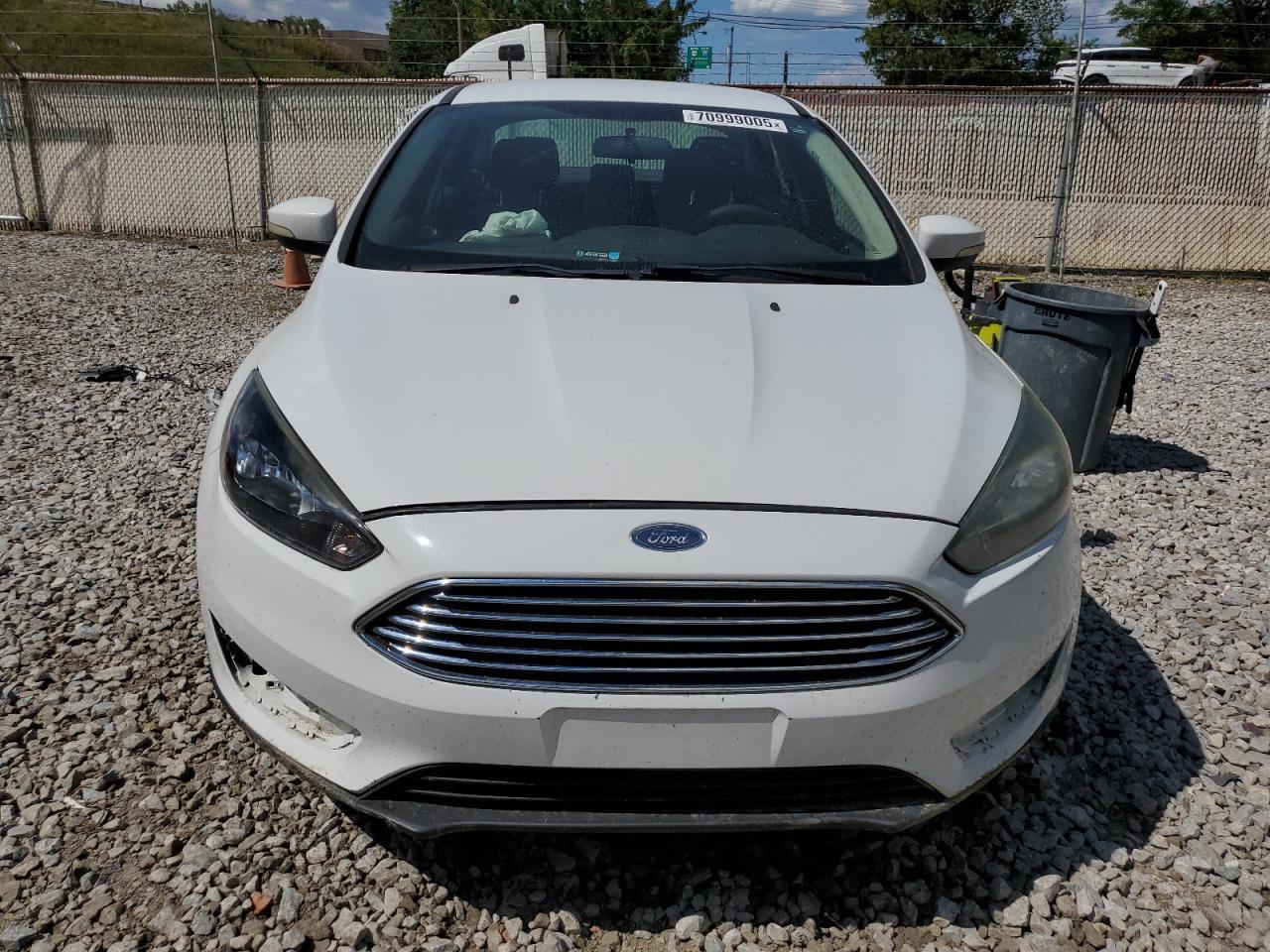 2016 Ford Focus Se - Фото 5