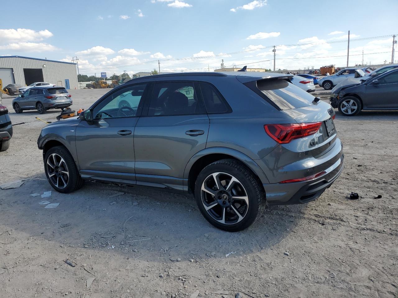 2025 Audi Q3 Premium Plus S Line 45 - Фото 2