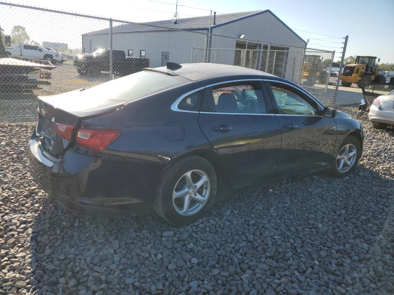 2017 Chevrolet Malibu Ls - Image 3
