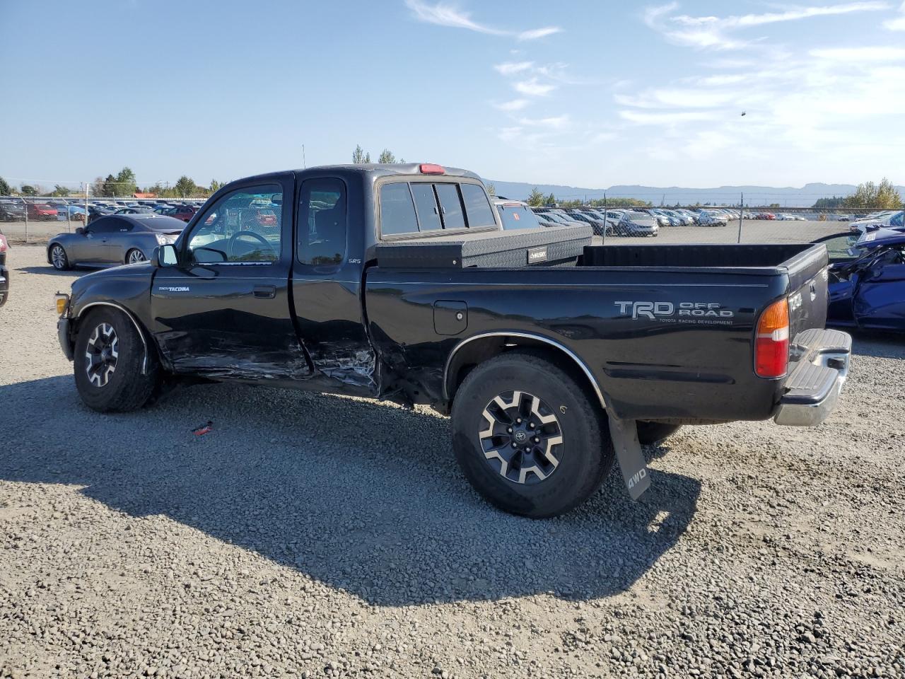 2000 Toyota Tacoma Xtracab - Фото 2