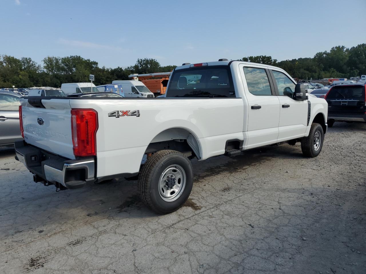 2023 Ford F250 Super Duty Super Duty - Image 3