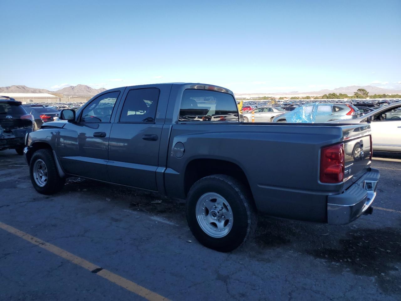 2006 Dodge Dakota Quad Slt - Фото 2