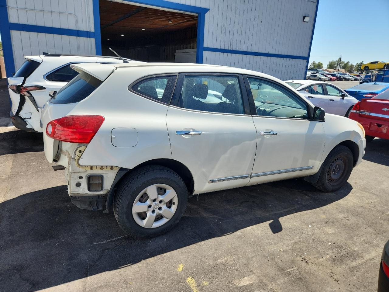 2013 Nissan Rogue S - Image 3