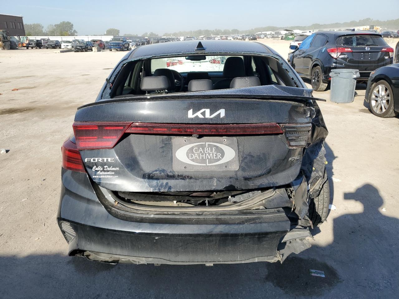 2024 Kia Forte Gt Line - Фото 6