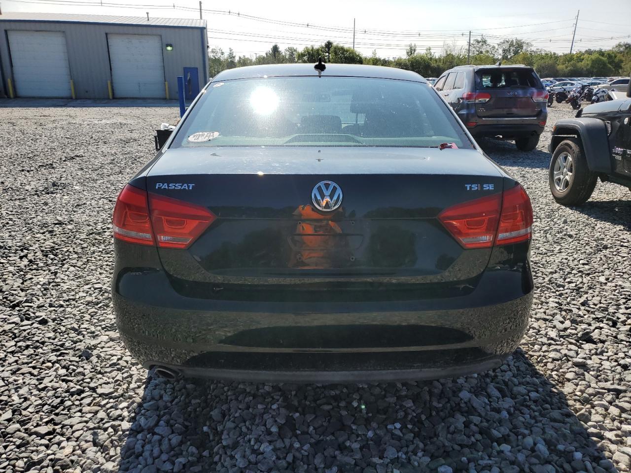 2015 Volkswagen Passat - Image 6
