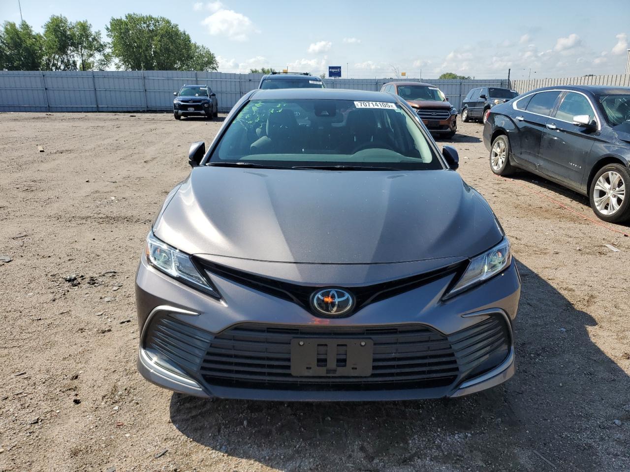 2024 Toyota Camry Le - Фото 5
