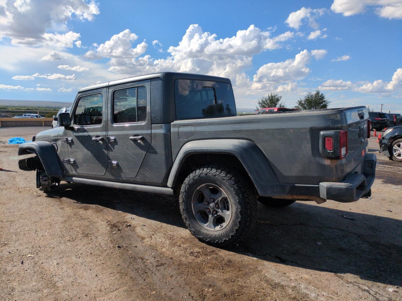 2023 Jeep Gladiator Sport - Image 2
