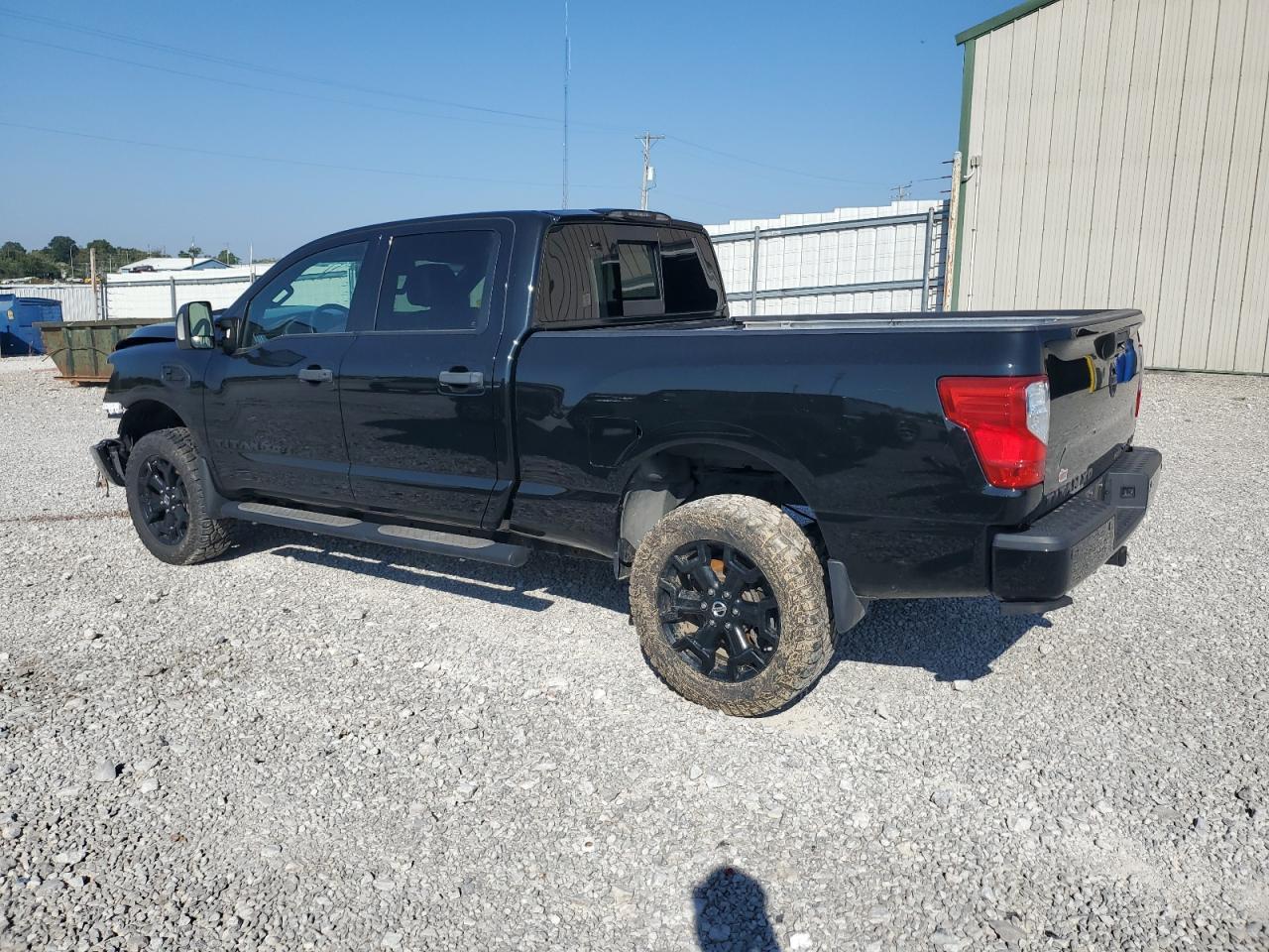 2019 Nissan Titan Xd Sl - Фото 2