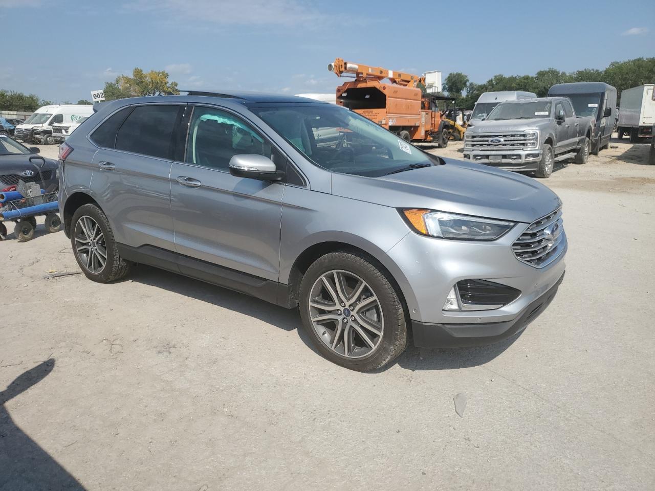 2021 Ford Edge Titanium - Image 4