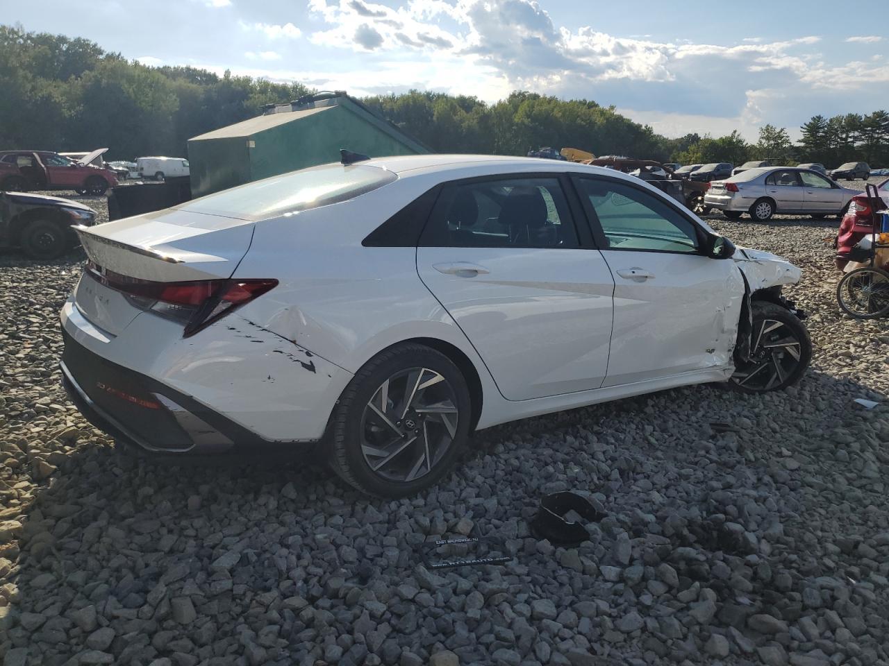 2025 Hyundai Elantra Sel Sport - Фото 3