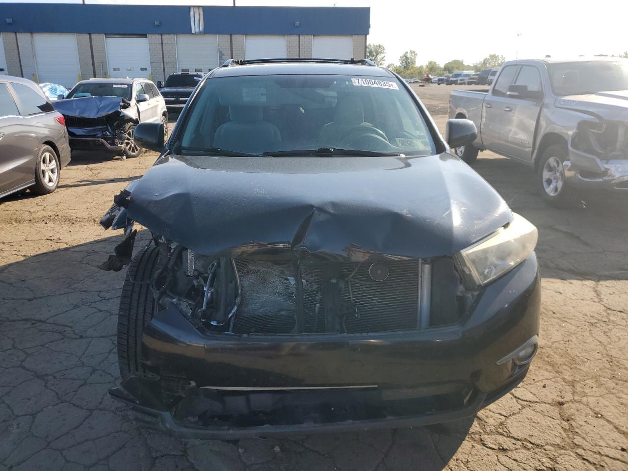 2011 Toyota Highlander Base - Фото 5