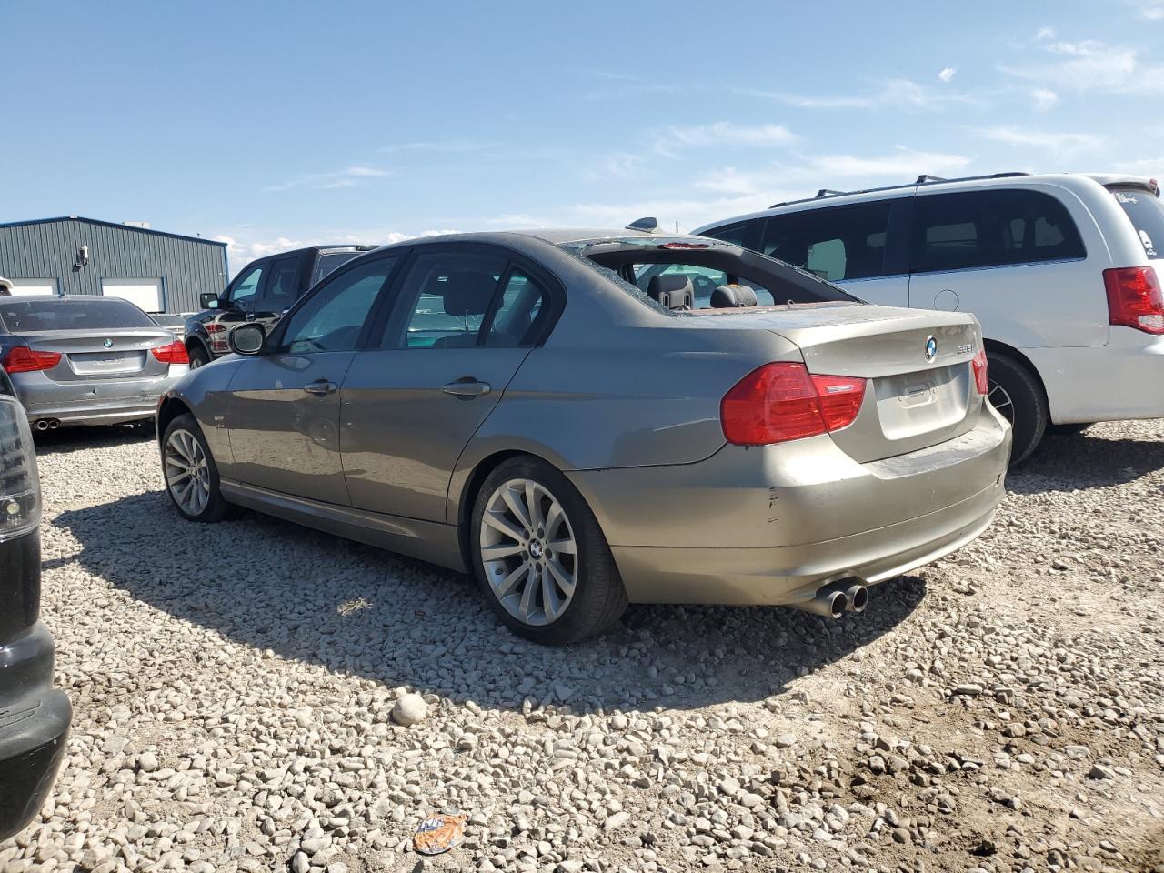 2011 BMW 328 Xi - Фото 2