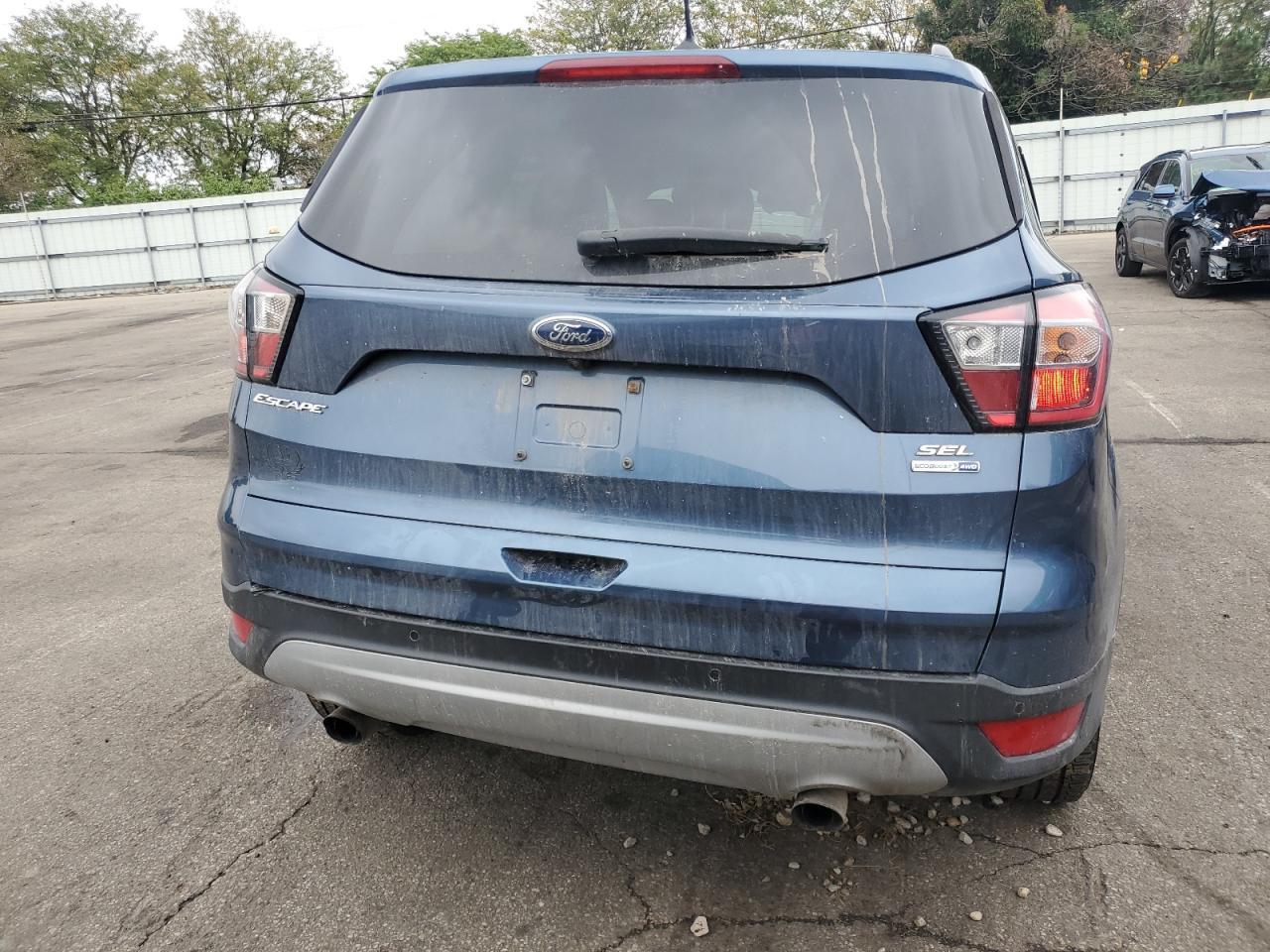2018 Ford Escape Sel - Image 6